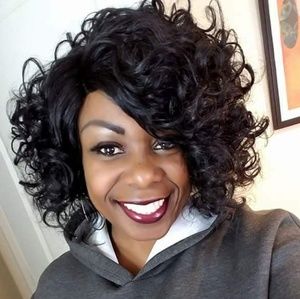 Meet your Posher, Joy